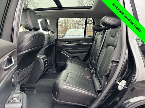 Used 2022 Jeep Grand Cherokee Limited 4xe image 27