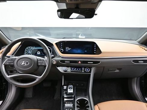 Used 2020 Hyundai Sonata Limited FWD image 14