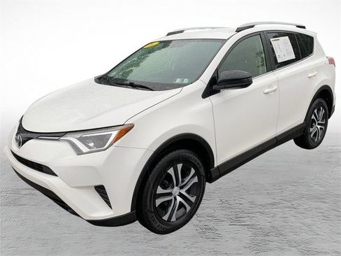 Used 2016 Toyota RAV4 LE AWD/4WD image 7