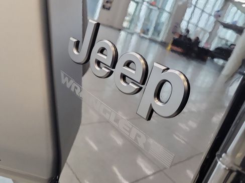 New 2026 Jeep Wrangler Unlimited Rubicon 392 image 6