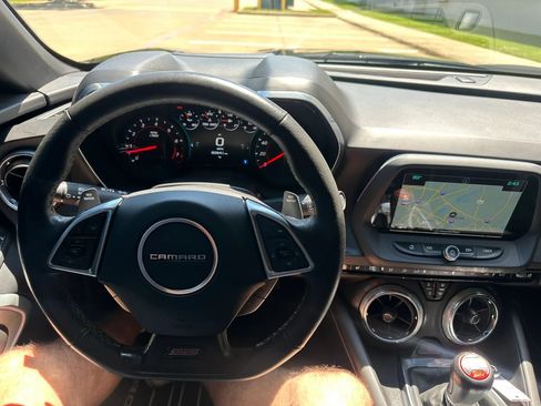 Used 2016 Chevrolet Camaro SS RWD image 28