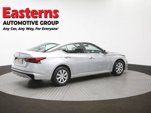 Used 2023 Nissan Altima 2.5 S FWD image 40