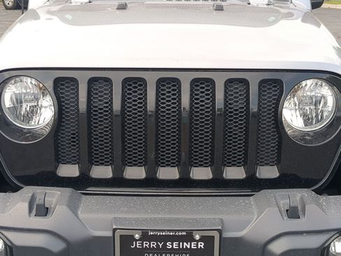 Used 2021 Jeep Wrangler Unlimited Sport AWD/4WD image 10