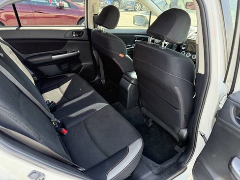 Used 2017 Subaru Crosstrek 2.0i Premium AWD/4WD image 17
