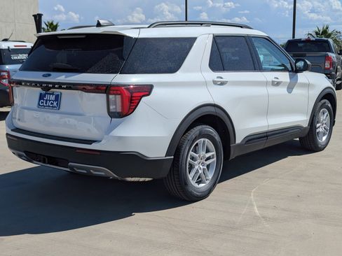 New 2026 Ford Explorer Active w/ Active Comfort Package RWD image 2