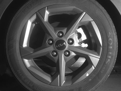 Used 2025 Kia K4 LXS image 14