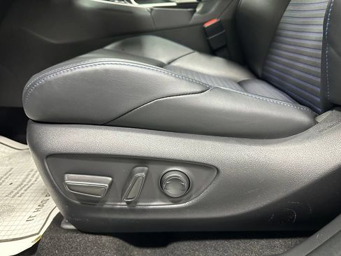 Used 2025 Toyota RAV4 XSE w/ Weather Package AWD/4WD image 11