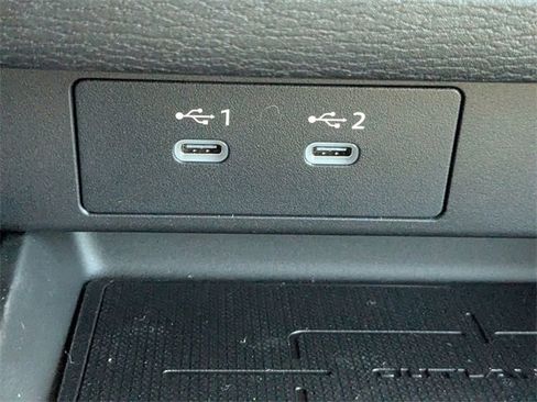 New 2025 Mitsubishi Outlander ES image 24