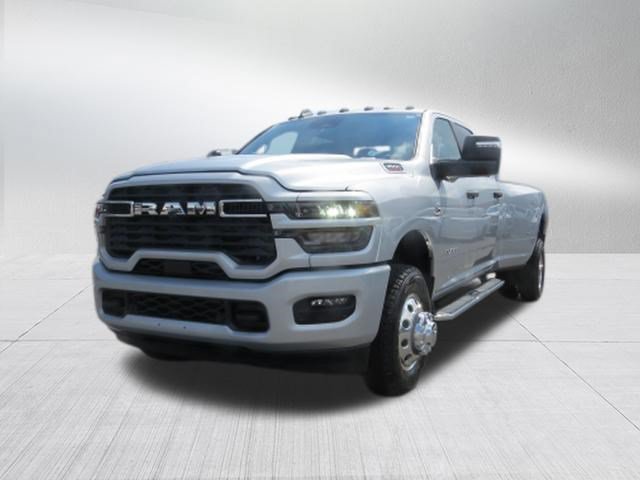 New 2026 RAM 3500 Big Horn AWD/4WD image 9