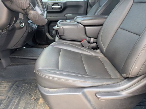 Used 2023 Chevrolet Silverado 1500 W/T w/ Trailering Package image 6