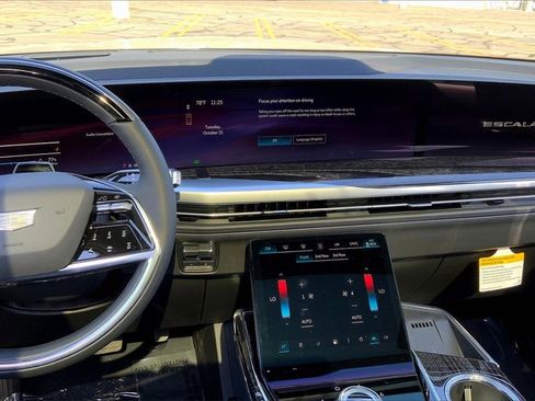 New 2026 Cadillac Escalade IQL Luxury image 8