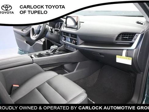 Used 2026 Nissan Rogue Dark Armor FWD image 41