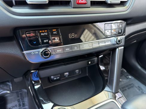 Used 2024 Kia Seltos SX AWD/4WD image 22