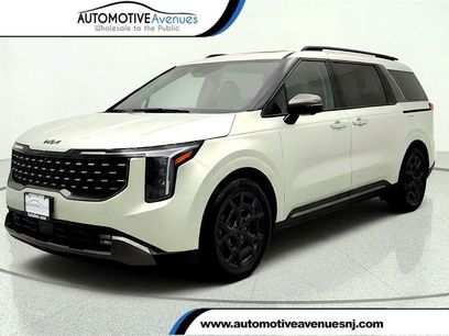 Used 2025 Kia Carnival SX w/ SX Dark Edition Package