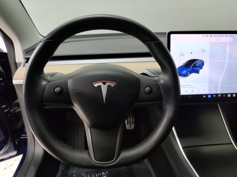 Used 2018 Tesla Model 3 Long Range image 14