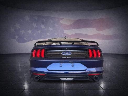 Used 2020 Ford Mustang Coupe w/ Black Accent Package RWD image 4