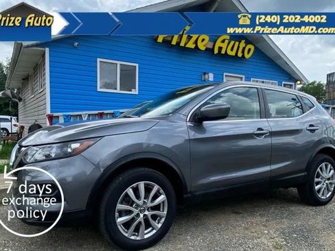 Used 2021 Nissan Rogue Sport S FWD image 1