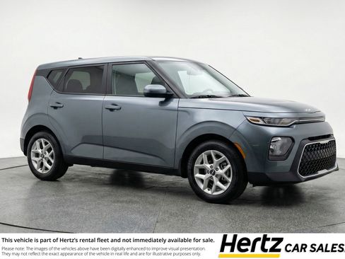 Used 2025 Kia Soul LX w/ LX Technology Package FWD image 1