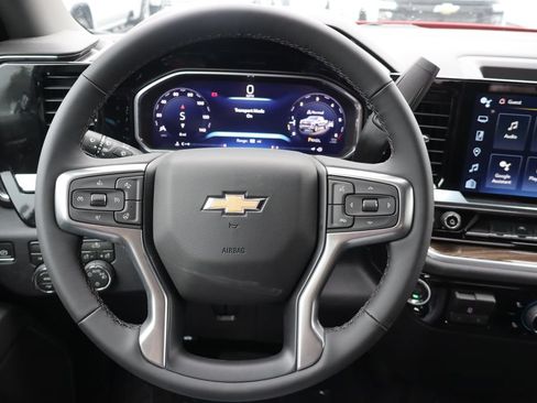 New 2026 Chevrolet Silverado 1500 LT AWD/4WD image 7