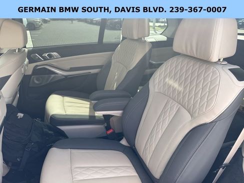 Used 2023 BMW X7 M60i w/ Executive Package image 18