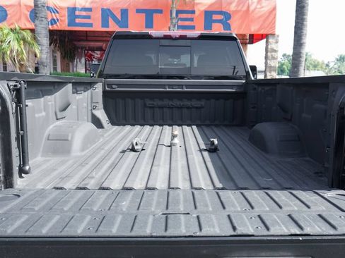 Used 2024 GMC Sierra 3500 Denali w/ Denali Reserve Package AWD/4WD image 8