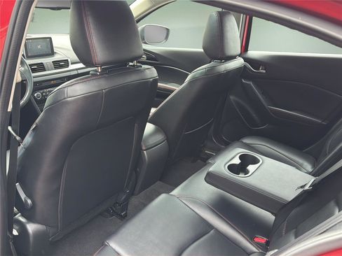 Used 2016 MAZDA MAZDA3 s Touring FWD image 25