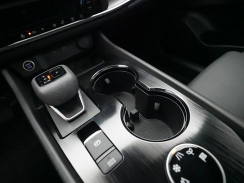 Certified 2023 Nissan Rogue SV w/ SV Premium B Package image 17