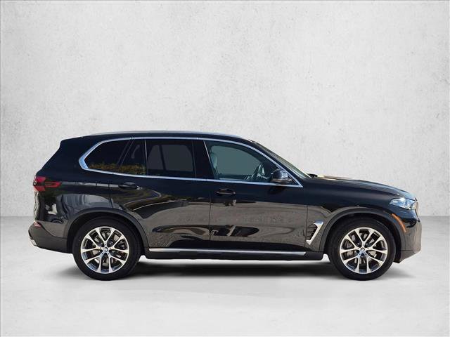 Certified 2026 BMW X5 xDrive50e AWD/4WD image 4