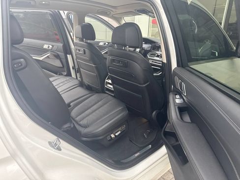 Used 2019 BMW X7 xDrive40i w/ Premium Package AWD/4WD image 19