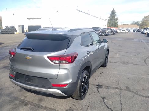 Used 2023 Chevrolet TrailBlazer LT w/ Convenience Package image 3