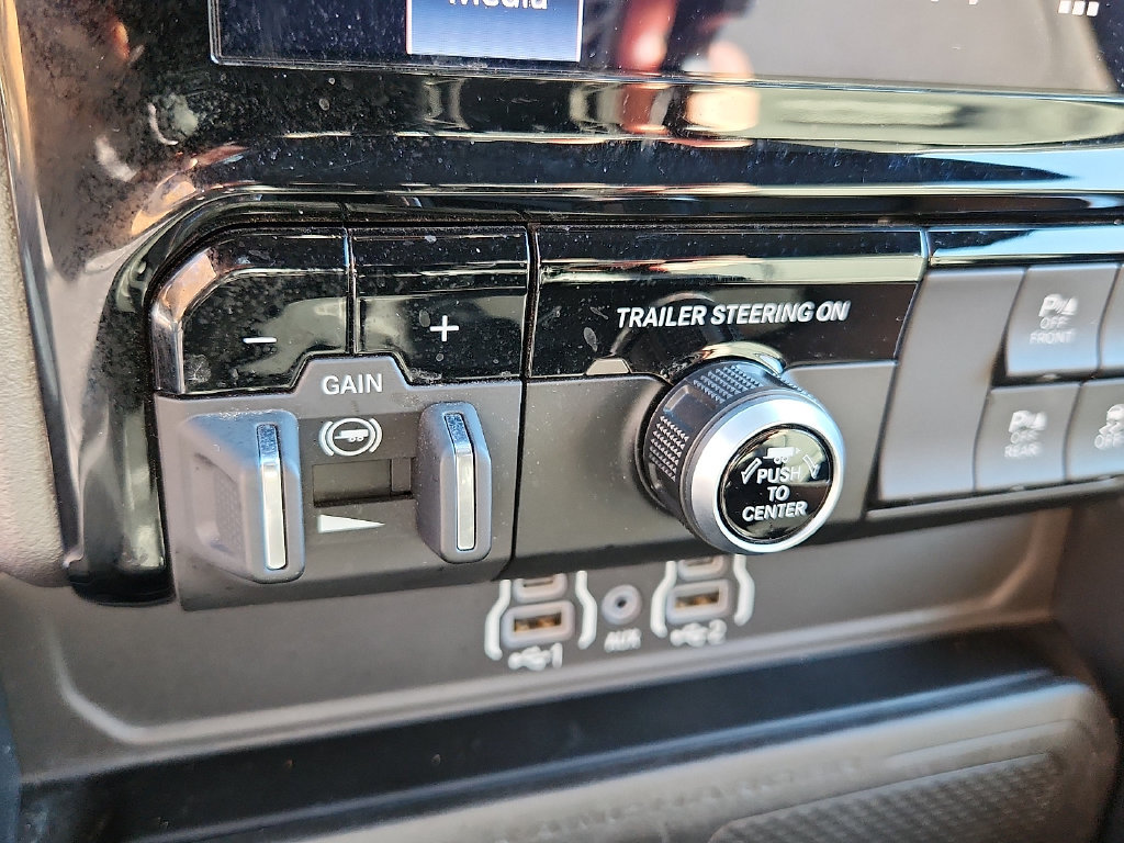 Used 2025 RAM 1500 Big Horn AWD/4WD image 24