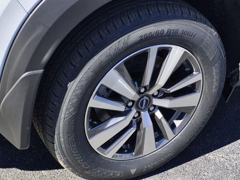 New 2026 Nissan Pathfinder SL image 5