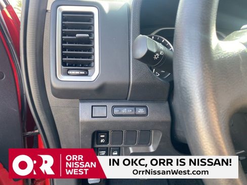 Used 2024 Nissan Frontier SV image 26