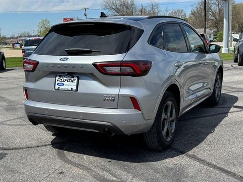 Used 2023 Ford Escape ST-Line w/ Tech Pack #1 AWD/4WD image 3