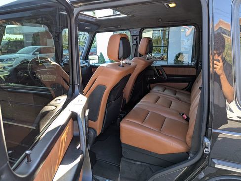 Used 2011 Mercedes-Benz G 55 AMG 4MATIC image 32