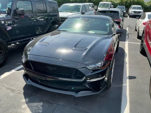 Used 2023 Ford Mustang GT Premium w/ Equipment Group 401A RWD image 2
