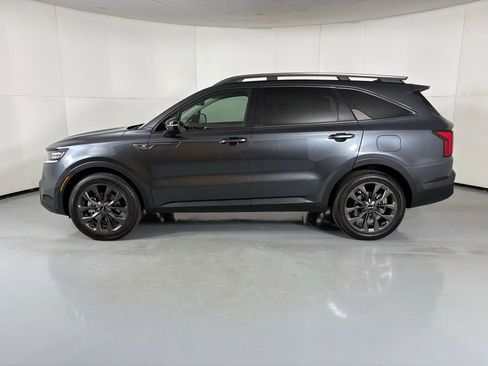 Used 2022 Kia Sorento SX Prestige image 5