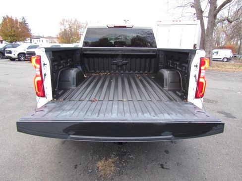 Used 2021 Chevrolet Silverado 1500 Custom image 24