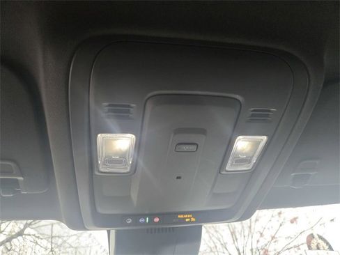 Used 2024 GMC Yukon SLE w/ Max Trailering Package image 20