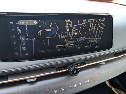 Certified 2023 Nissan Ariya FWD image 23