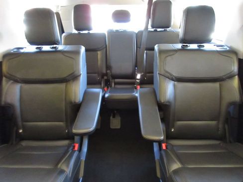 Used 2025 Ford Expedition Max Platinum w/ Driver's Package AWD/4WD image 22