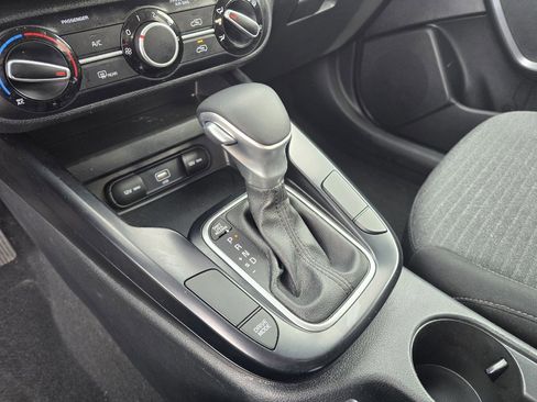 Used 2021 Kia Soul GT-Line image 19