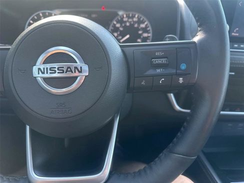 Used 2021 Nissan Rogue SL AWD/4WD image 27