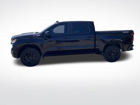 Used 2023 Chevrolet Silverado 1500 LT Trail Boss AWD/4WD image 3