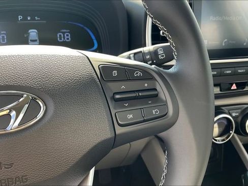 New 2025 Hyundai Venue SEL image 21