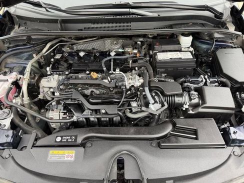 Used 2025 Toyota Corolla SE image 30