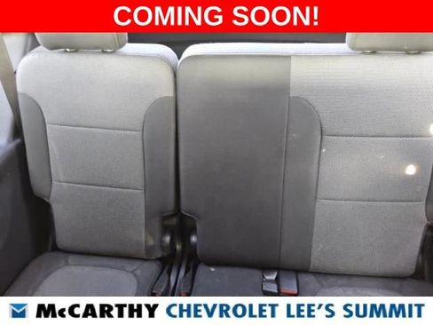 Used 2023 Chevrolet Traverse LT FWD image 6