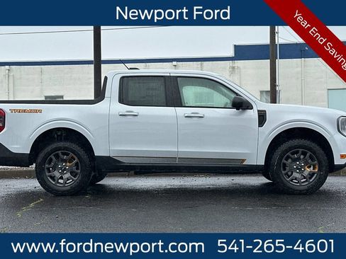 New 2025 Ford Maverick Tremor image 2