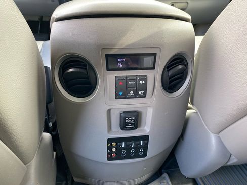 Used 2012 Honda Pilot Touring image 21