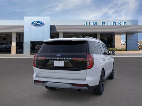 New 2026 Ford Expedition Platinum w/ Driver's Package image 8